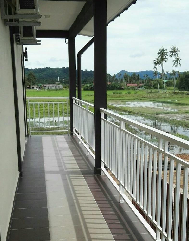 Destini Akef Villa Pantai Cenang  Exterior foto