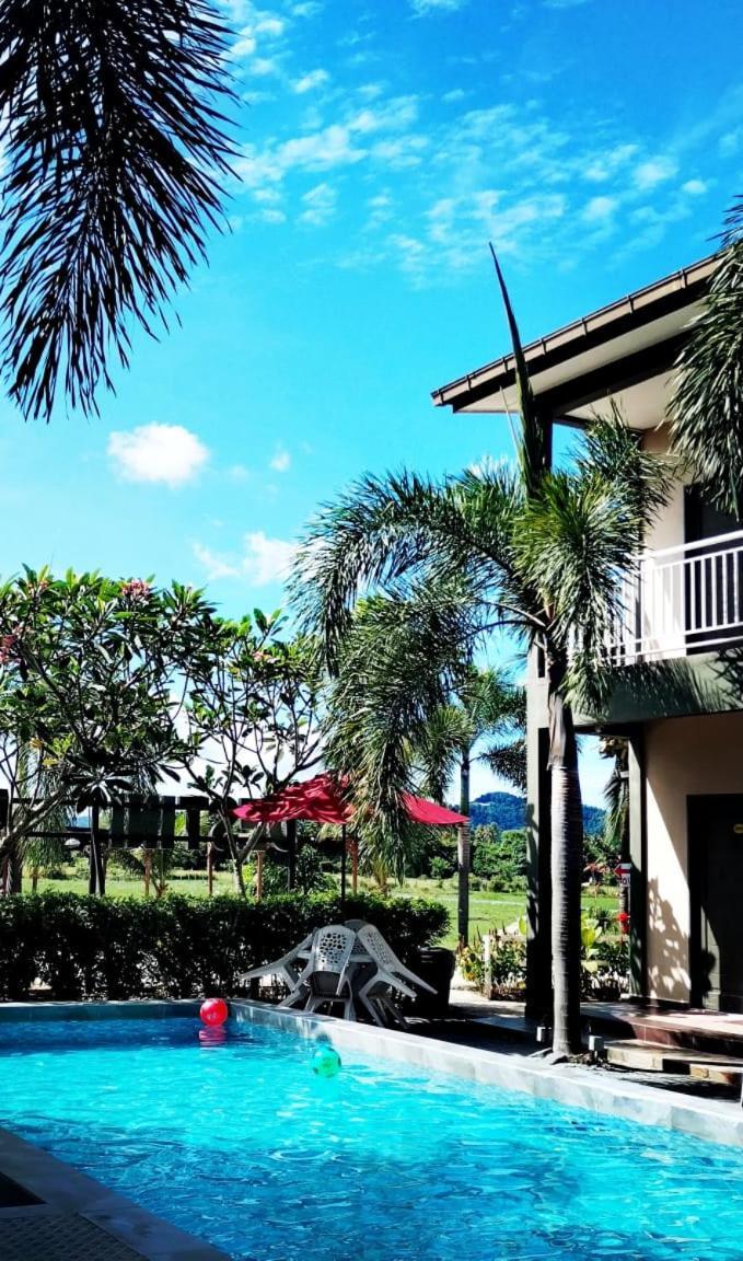 Destini Akef Villa Pantai Cenang  Exterior foto