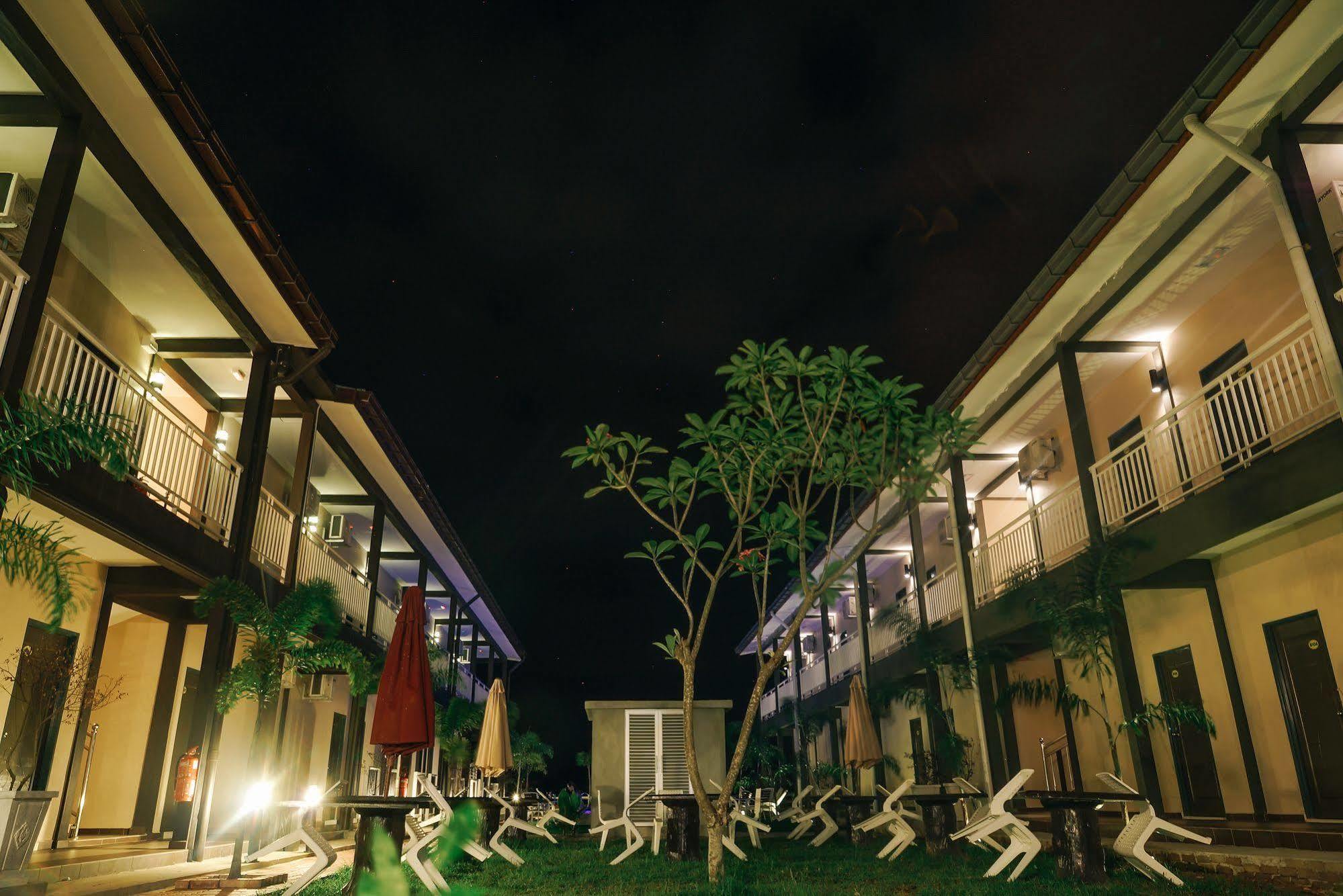 Destini Akef Villa Pantai Cenang  Exterior foto